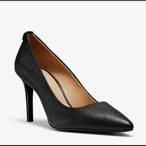 MICHAEL Michael Kors Dorothy Flex Leather Pump